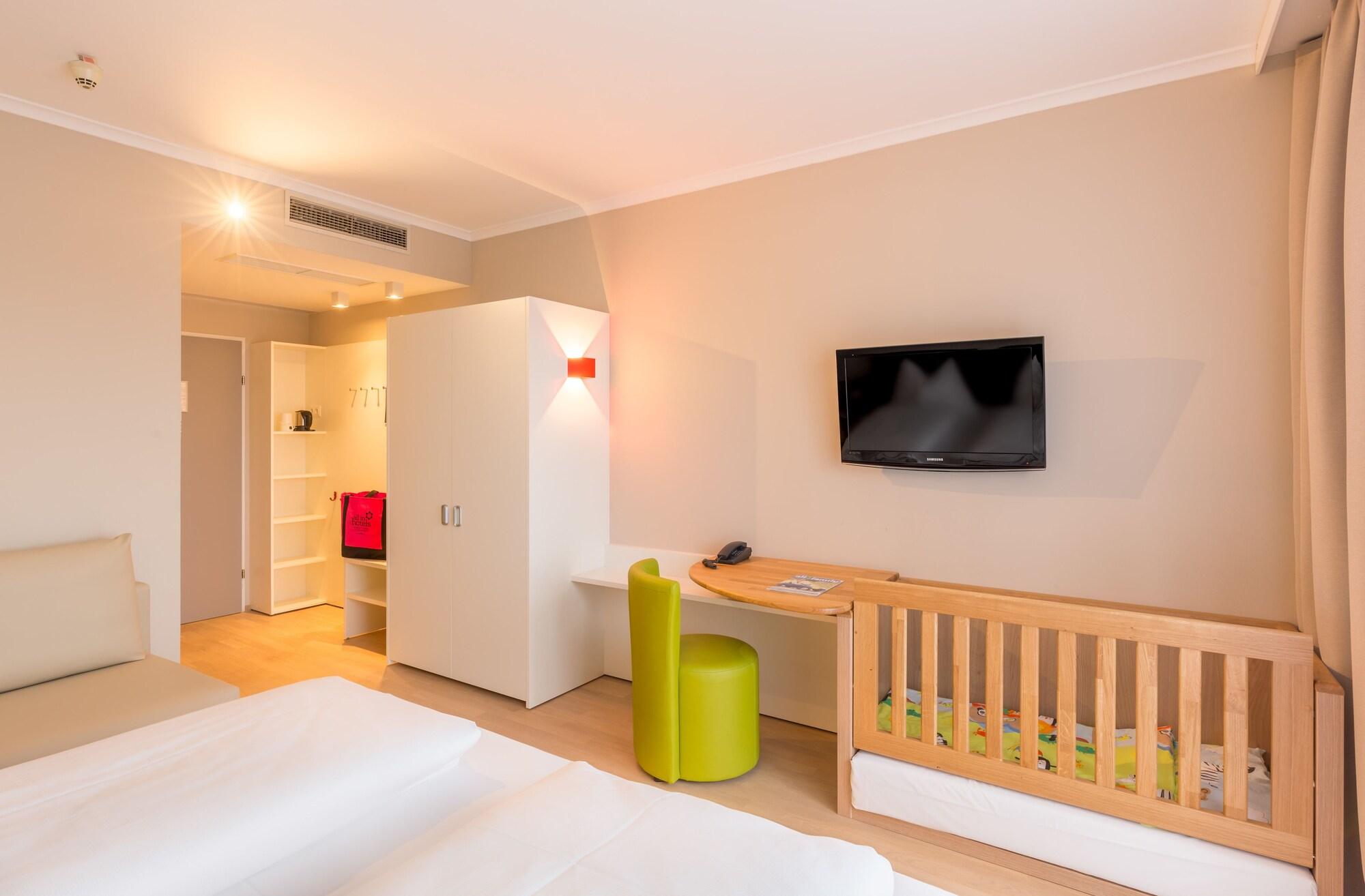 All In Red Thermenhotel 러츠맨스버그 외부 사진
